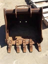 Where to rent BOBCAT EXCAVATOR 24  BUCKET in Beaver Falls PA